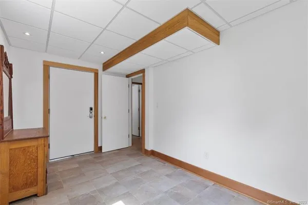 $4,500 | 128 Tuttles Point Road, Guilford, CT 06437