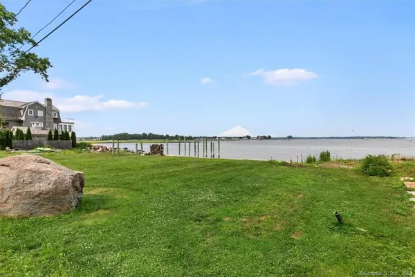 $4,500 | 128 Tuttles Point Road, Guilford, CT 06437