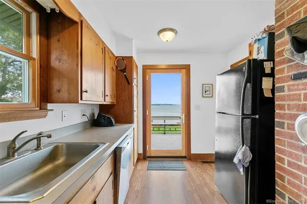 $4,500 | 128 Tuttles Point Road, Guilford, CT 06437