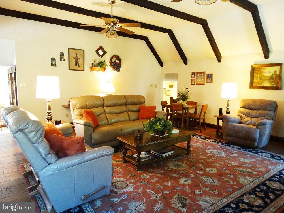 925 Skyline Avenue Lititz, PA 17543 - Photo 16 of 44 Gallery Image 16