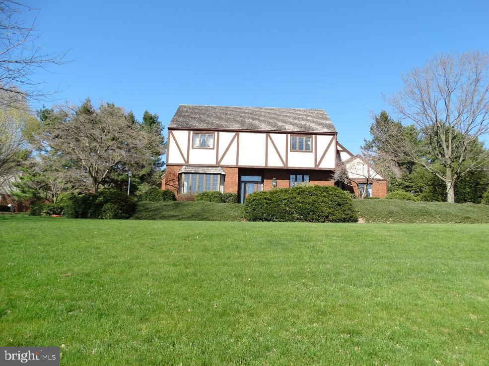 925 Skyline Avenue Lititz, PA 17543 - Photo 40 of 44 Gallery Image 40