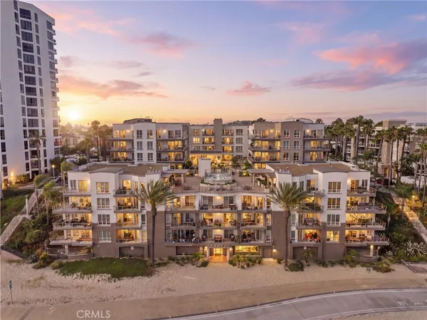 $999,000 | 1400 East Ocean Boulevard, Unit 2208, Long Beach, CA 90802