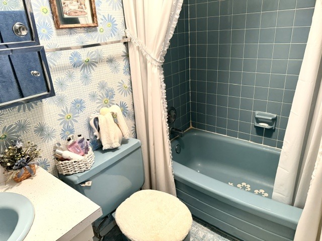21W331 Ahlstrand Road Lombard, IL 60148 - Photo 16 of 20 Gallery Image 16