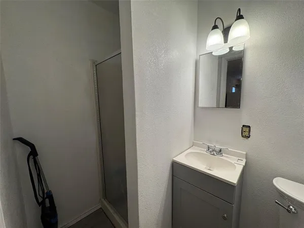 $2,400 | 1481 Burger Street, Abilene, TX 79603