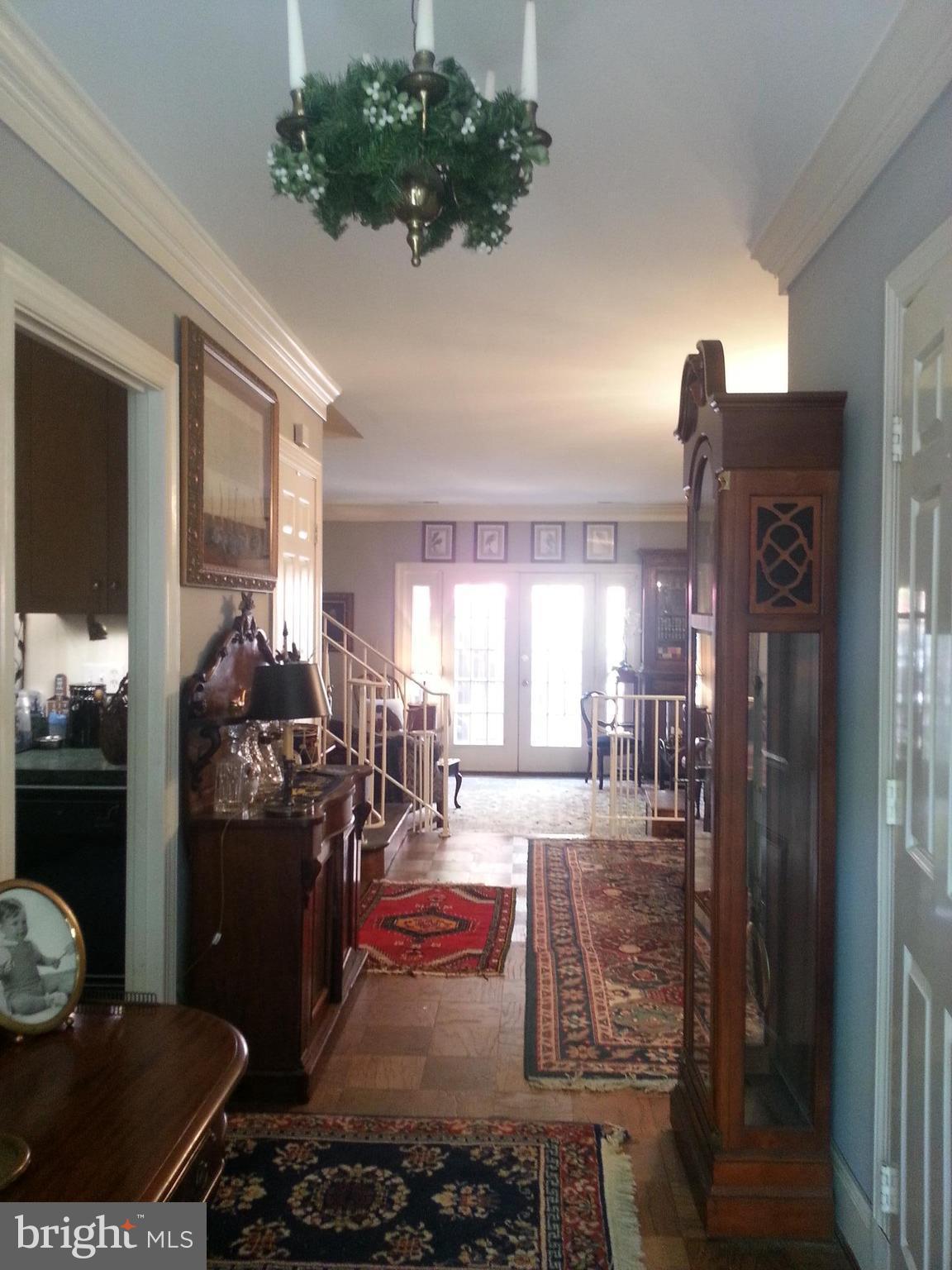 215 Oronoco Street Alexandria, VA 22314 - Photo 2 of 29 Interior (General)