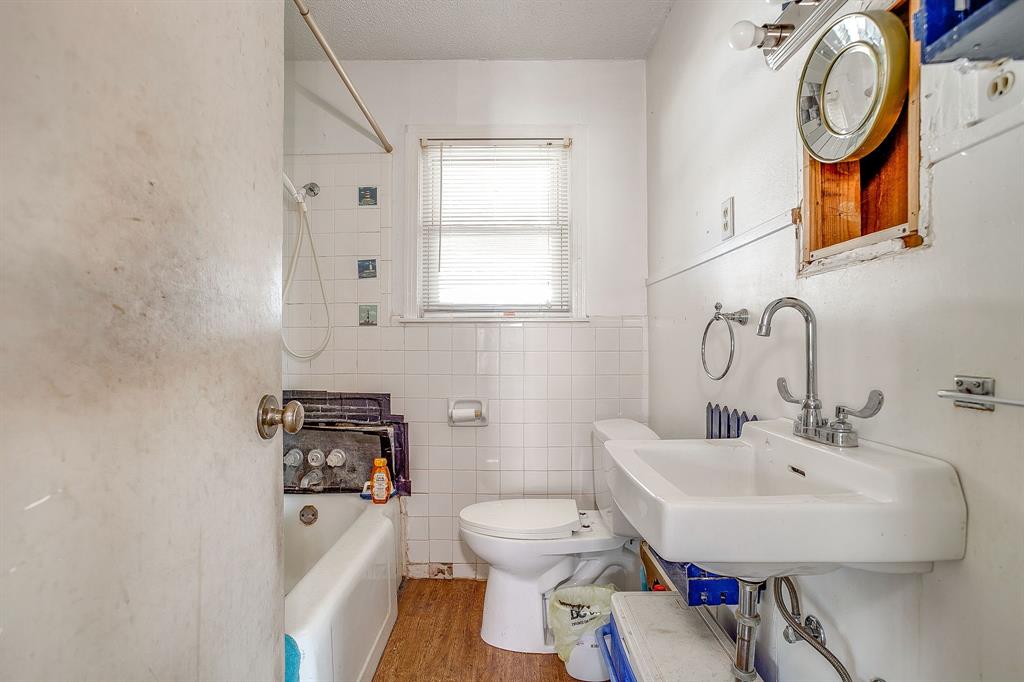 116 Westline Road Azle, TX 76020 - Photo 12 of 16