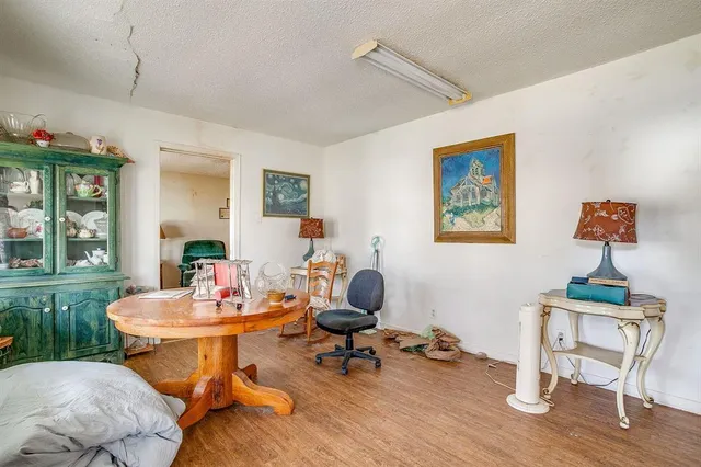 $130,000 | 116 Westline Road, Azle, TX 76020