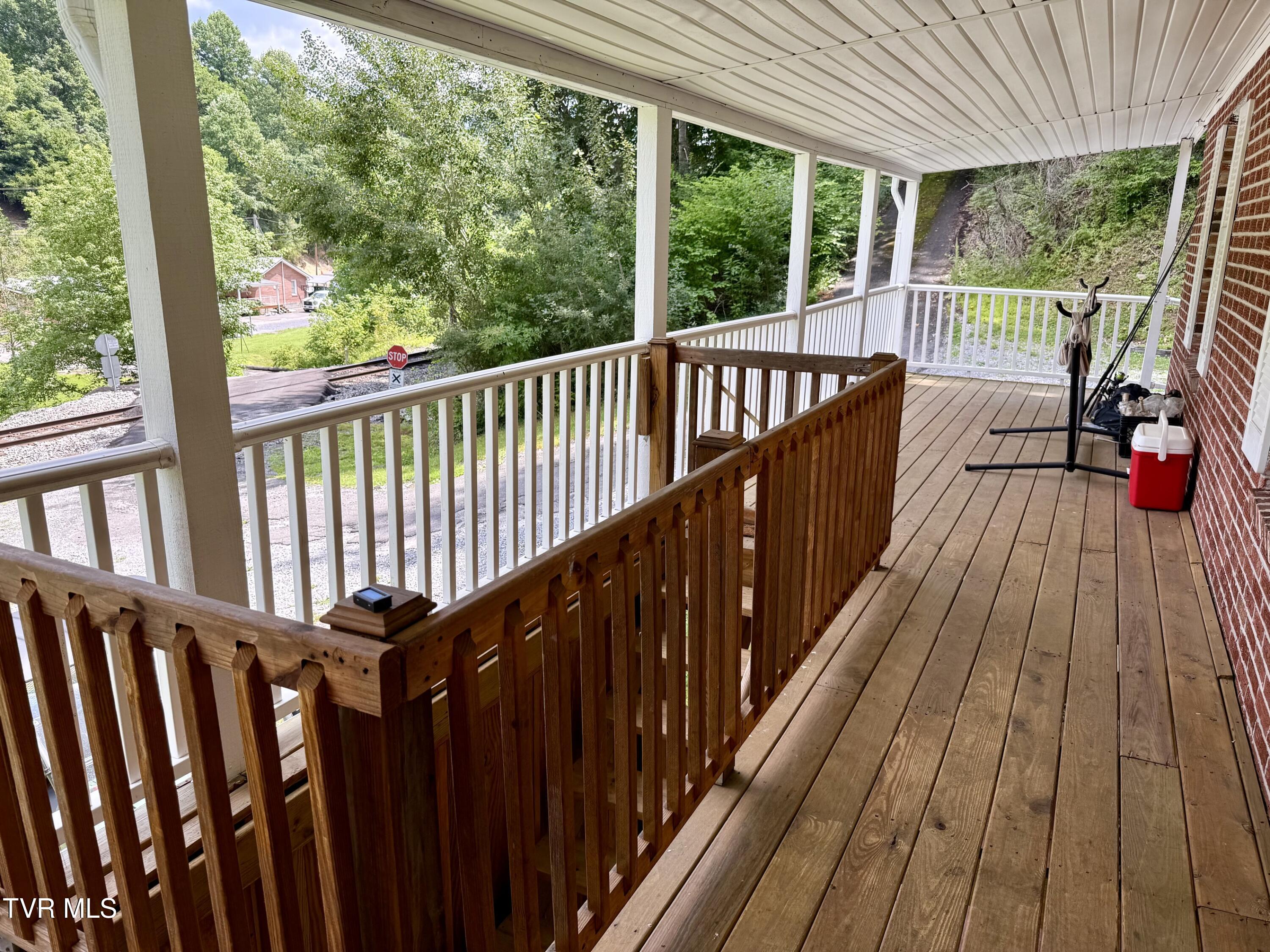 4719 Jordan Road Coeburn, VA 24230 - Photo 3 of 29 19