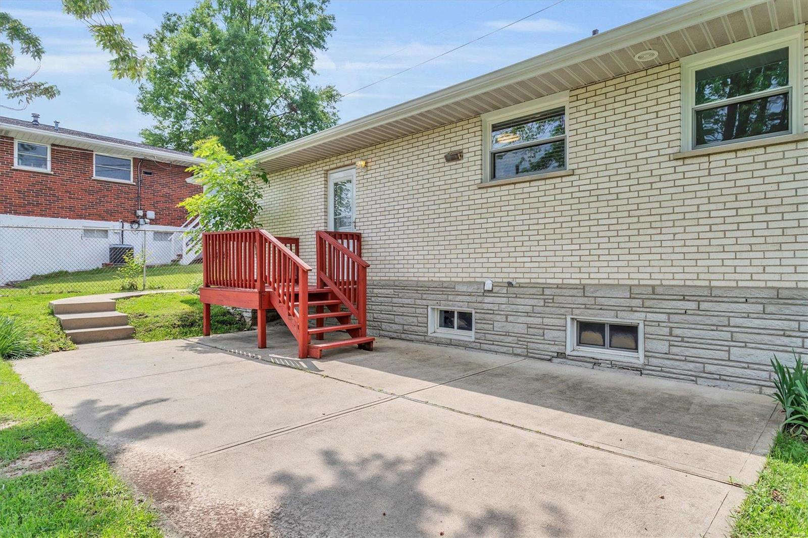 1532 Union Road St. Louis, MO 63125 - Photo 15 of 35 Gallery Image 15