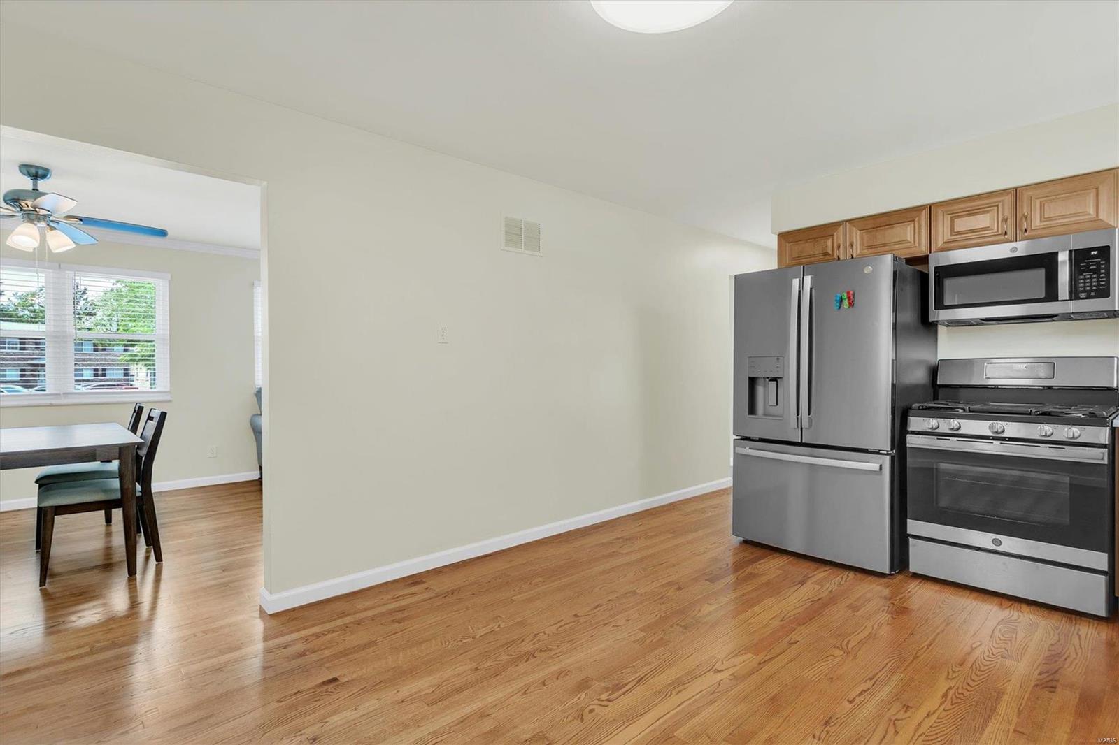 1532 Union Road St. Louis, MO 63125 - Photo 27 of 35 Gallery Image 27