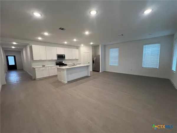 $2,150 | 8908 San Carlos, Seguin, TX 78155