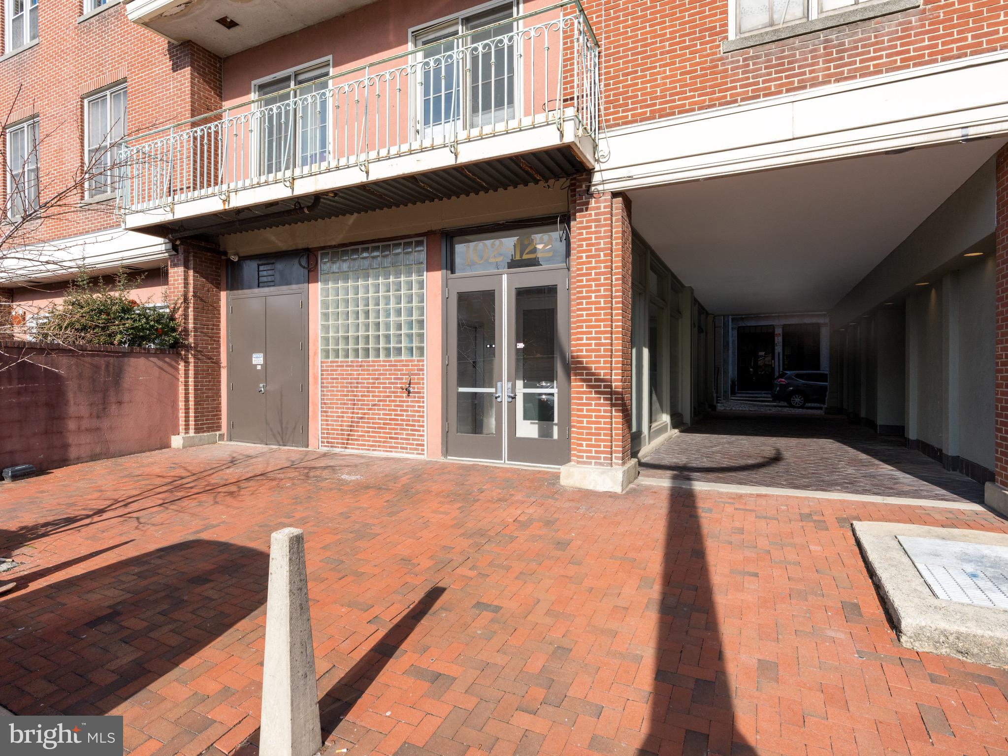 102 Church Street, Unit 301 Philadelphia, PA 19106 - Photo 1 of 29