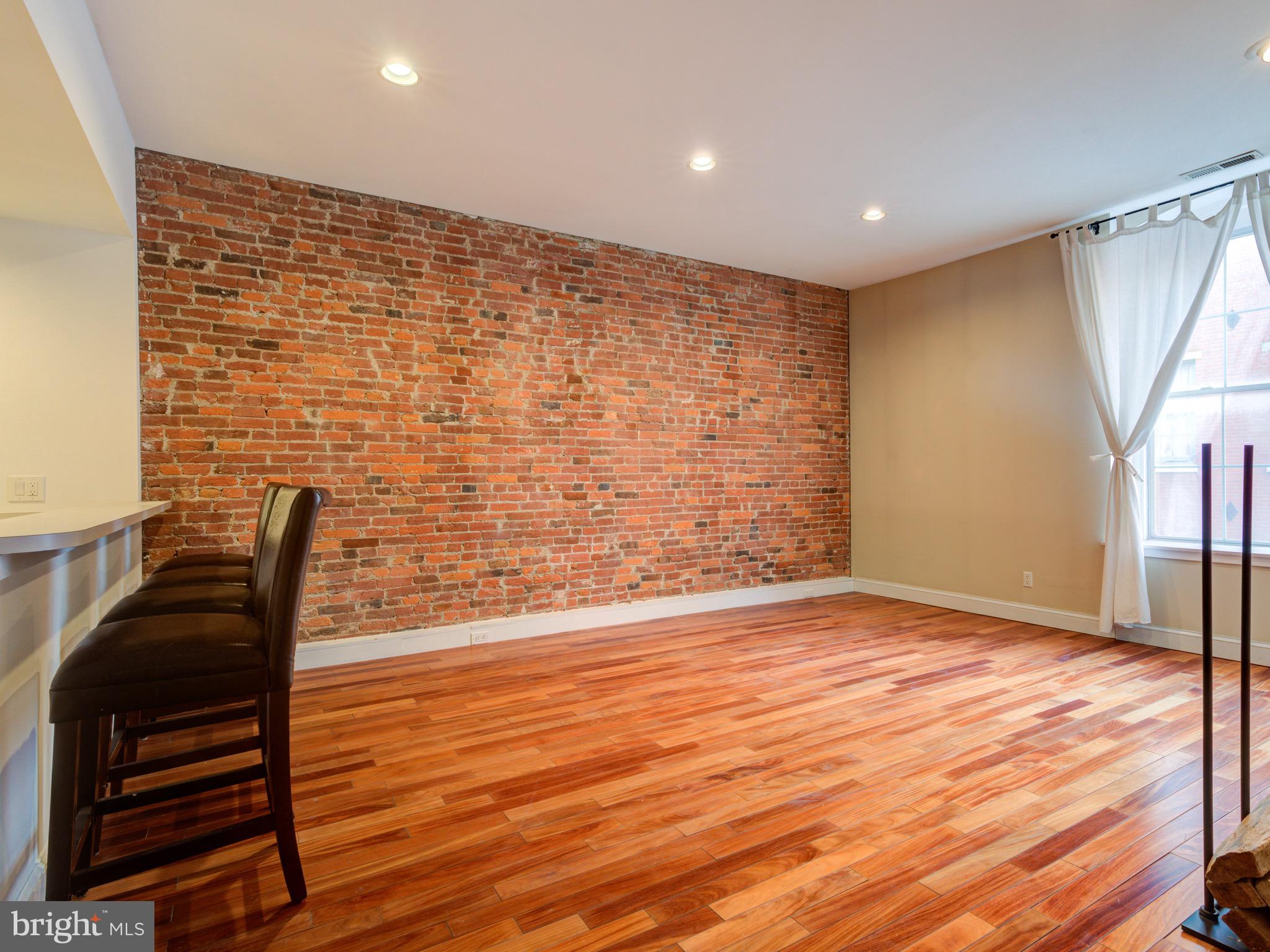 102 Church Street, Unit 301 Philadelphia, PA 19106 - Photo 11 of 29