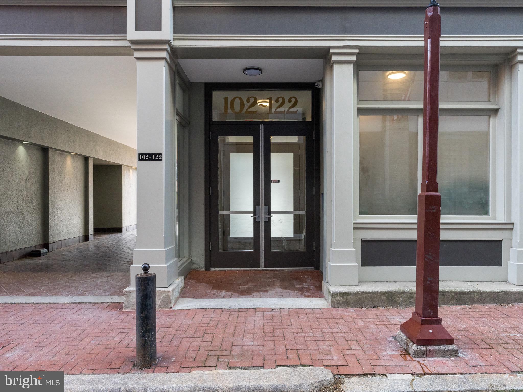 102 Church Street, Unit 301 Philadelphia, PA 19106 - Photo 20 of 29