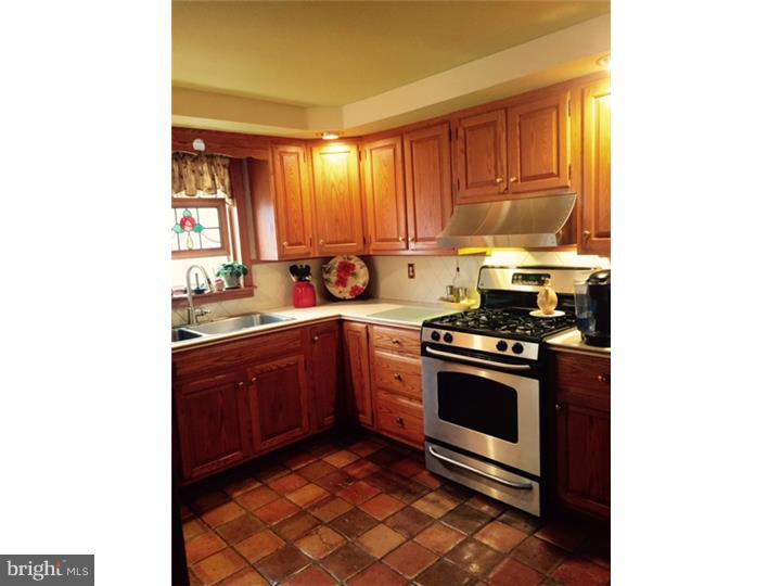 220 Rodney Road Ridley Park, PA 19078 - Photo 8 of 24 Kitchen
