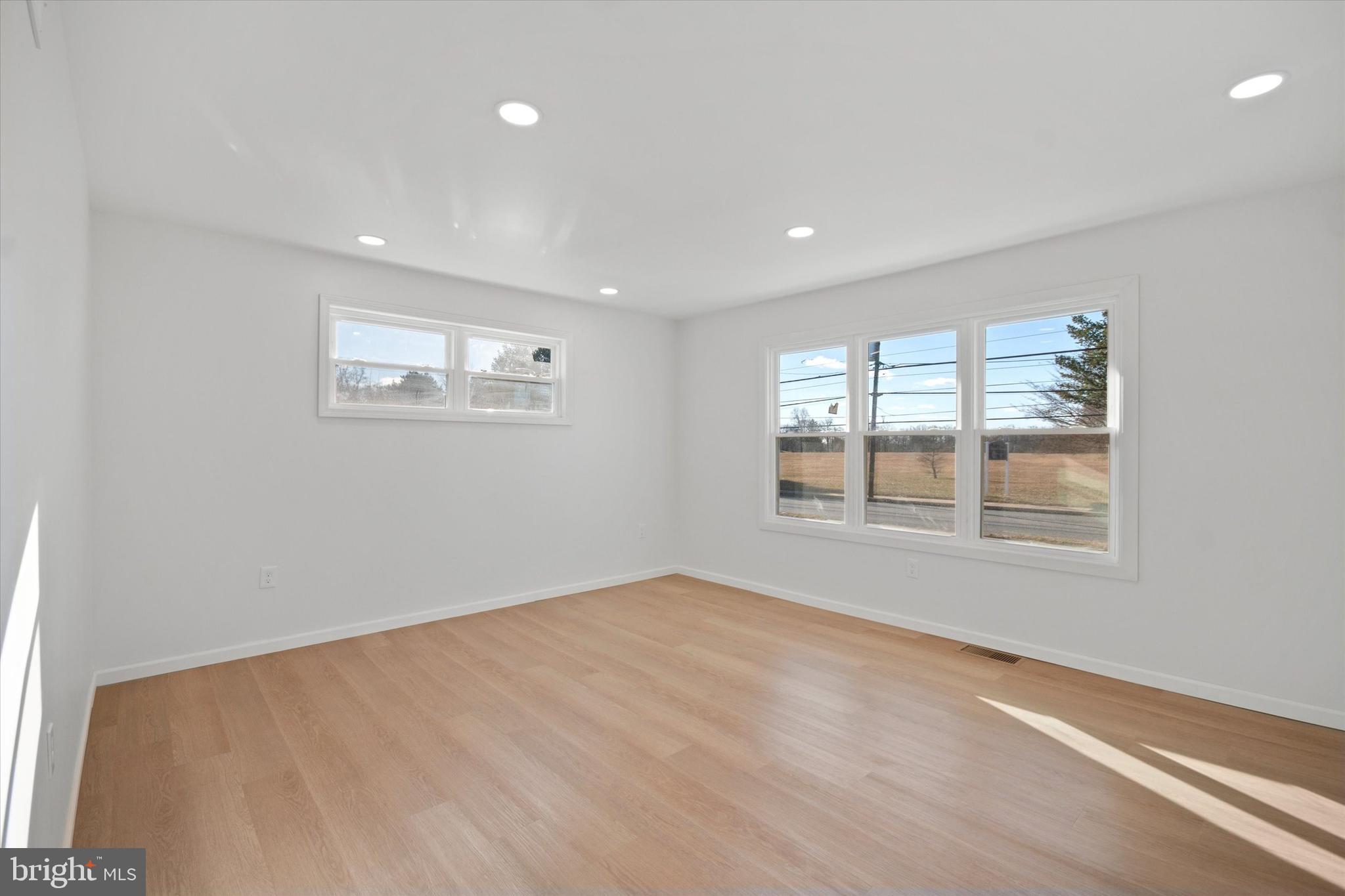 3757 6th Street Brookhaven, PA 19015 - Photo 2 of 15