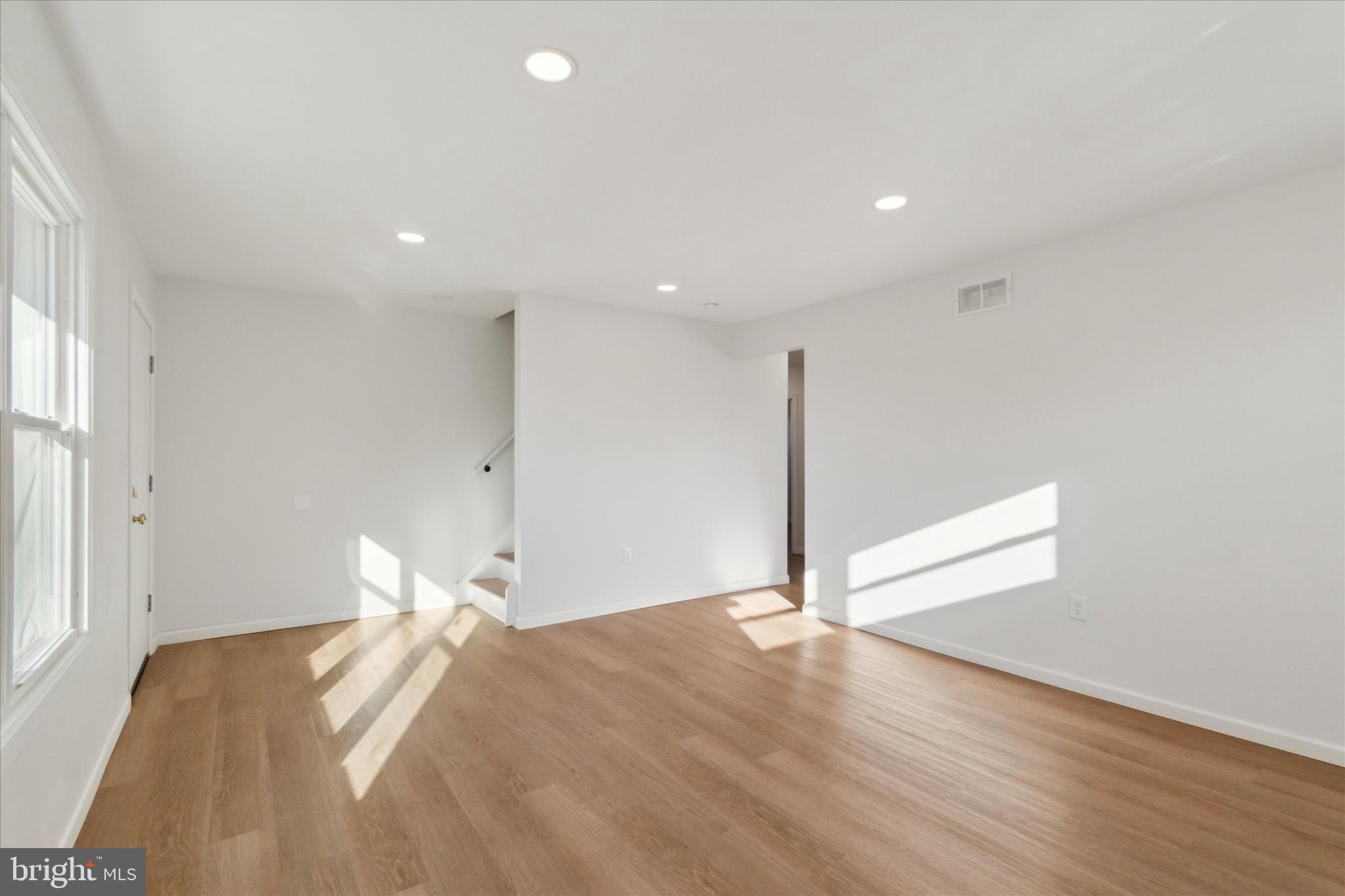 3757 6th Street Brookhaven, PA 19015 - Photo 5 of 15