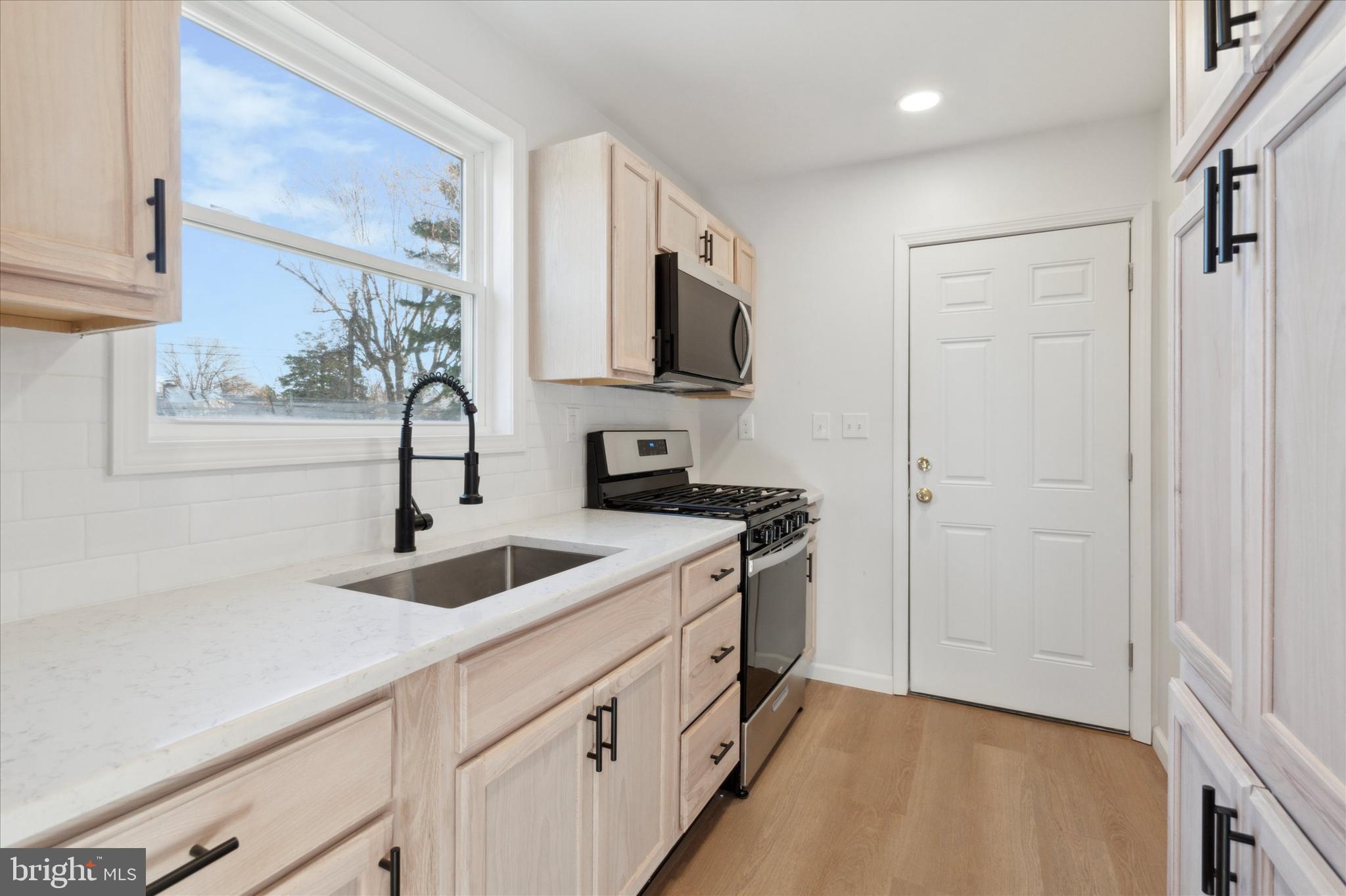 3757 6th Street Brookhaven, PA 19015 - Photo 8 of 15