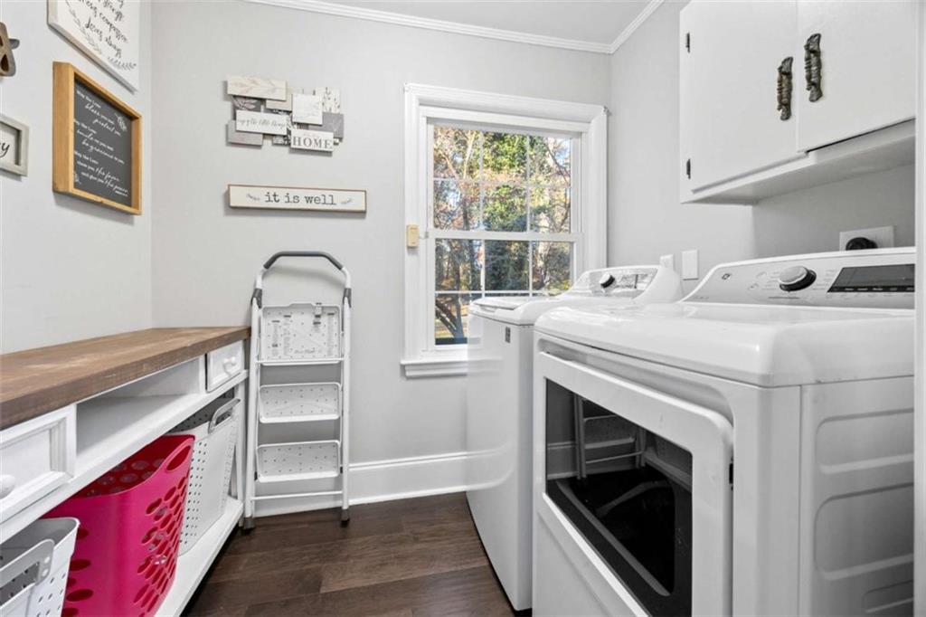 200 McGuirts Bridge Road Covington, GA 30014 - Photo 53 of 100 a utility room with dryer and washer