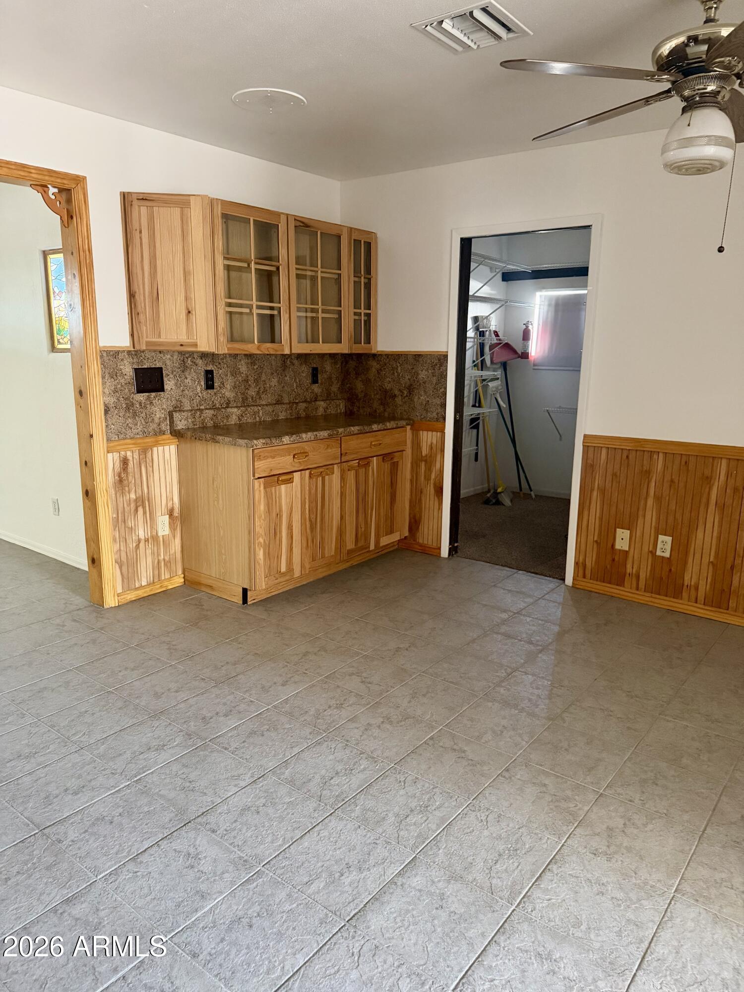 3823 West Greenway Road Phoenix, AZ 85053 - Photo 3 of 5