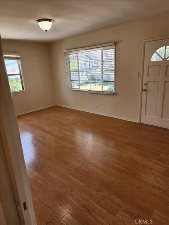 $3,495 | 3633 4th La, La Crescenta, CA 91214