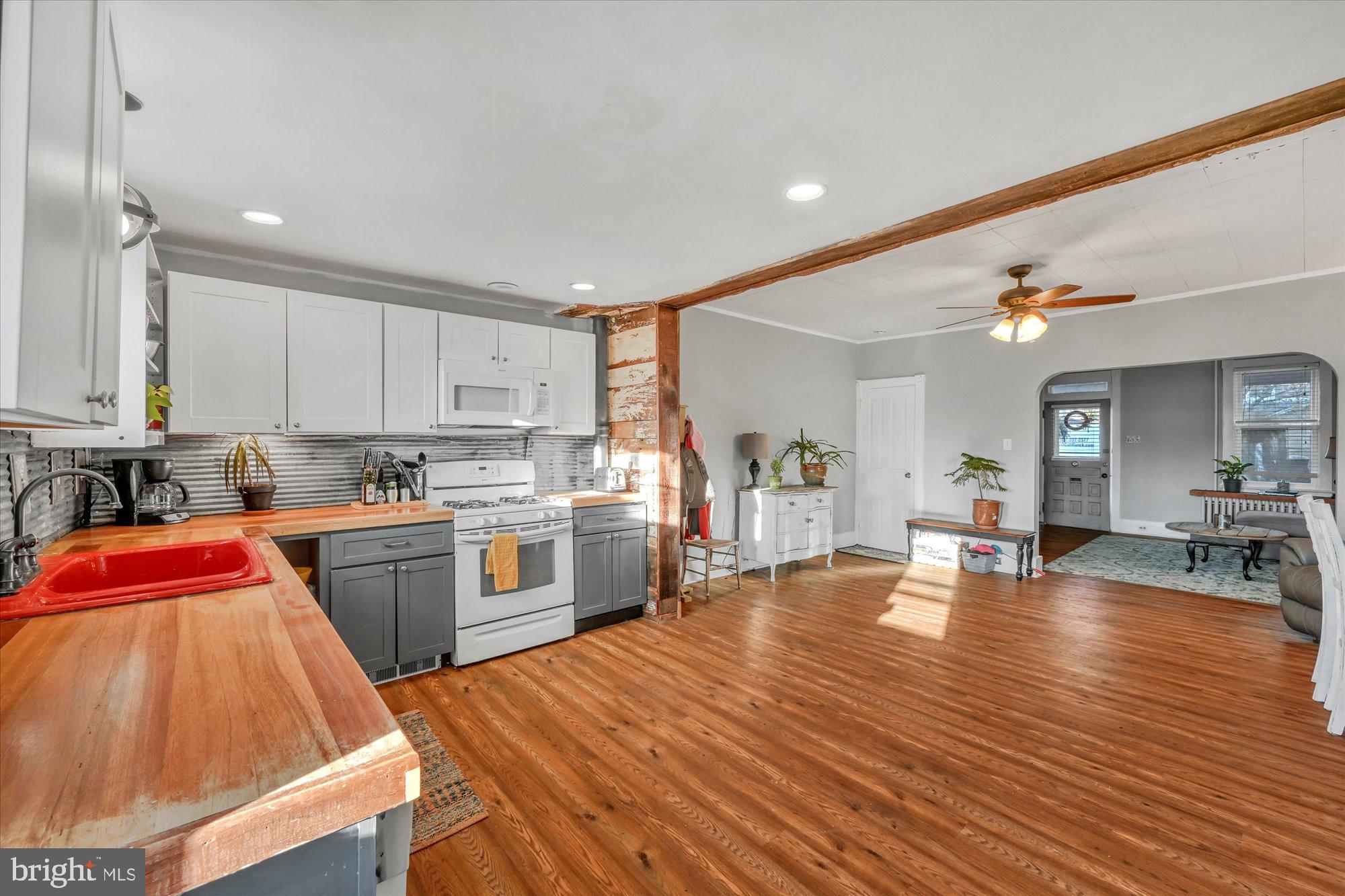 128 North Liberty Street Lititz, PA 17543 - Photo 11 of 27 Gallery Image 11