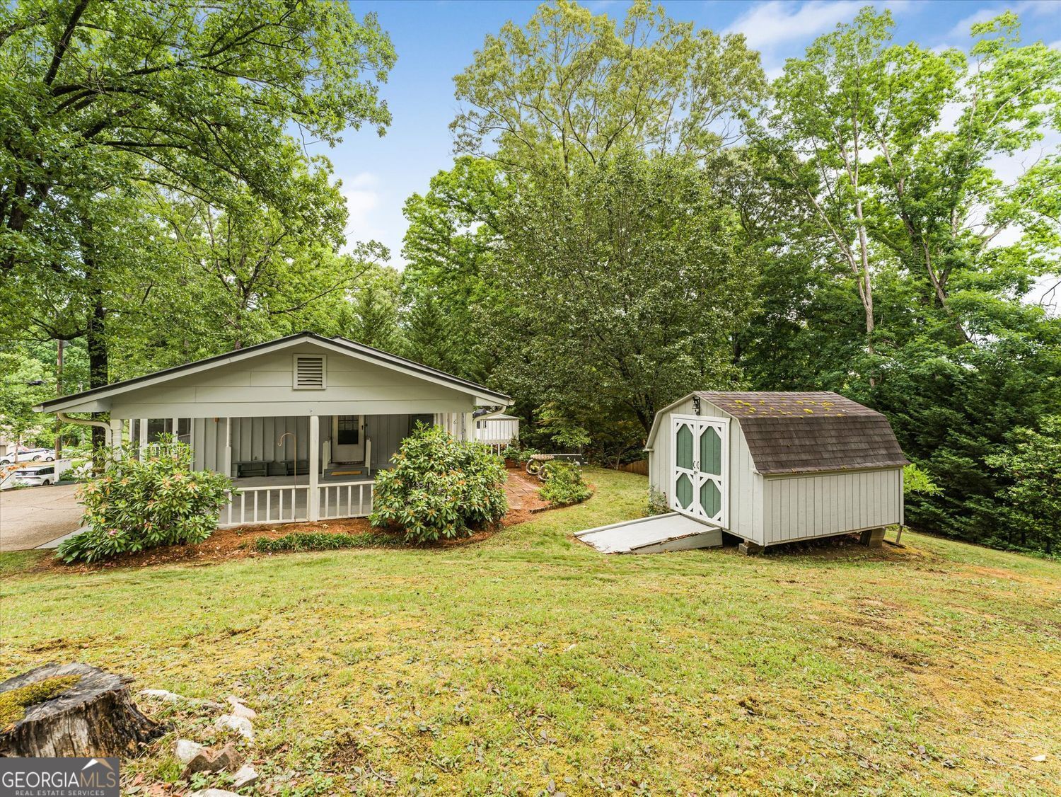 3946 Fraser Circle Gainesville, GA 30506 - Photo 4 of 41