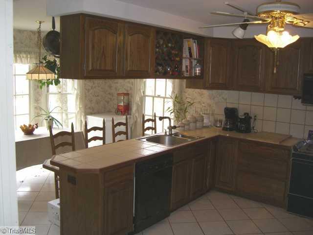 7808 Gold Ridge Road Oak Ridge, NC 27310 - Photo 4 of 8 Kitchen.