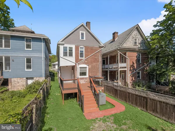 $1,775 | 13 North Allegany Street, Cumberland, MD 21502