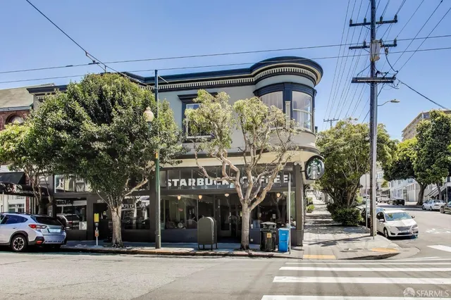 a car parked in front of a building