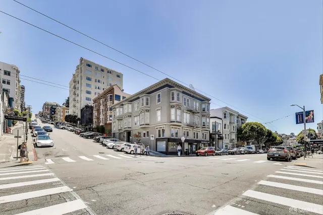 $3,490,000 | 1671 Greenwich Street, San Francisco, CA 94123