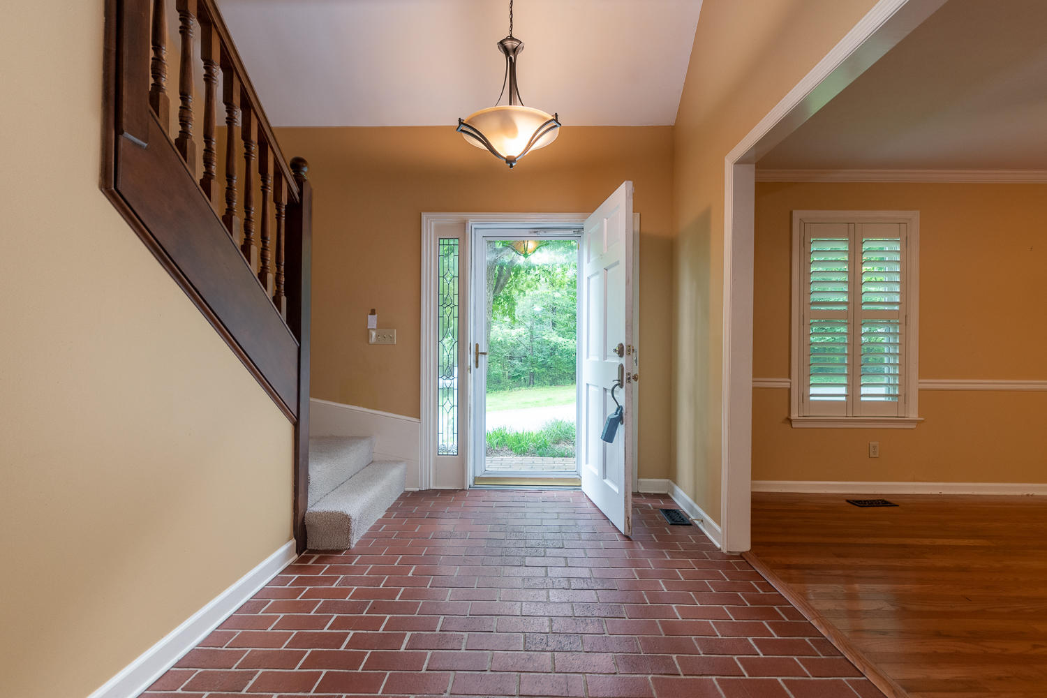 1721 Little Ridge Road Hixson, TN 37343 - Photo 4 of 46 78FE9EB7-67D2-447D-9898-55C96ADAFA2B