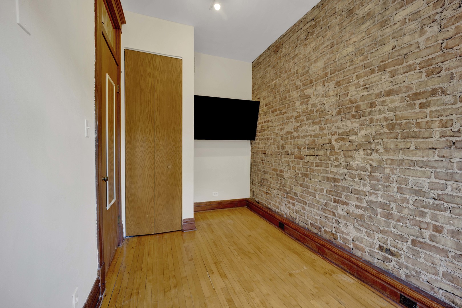 1404 West Flournoy Street, Unit 3 Chicago, IL 60607 - Photo 6 of 16