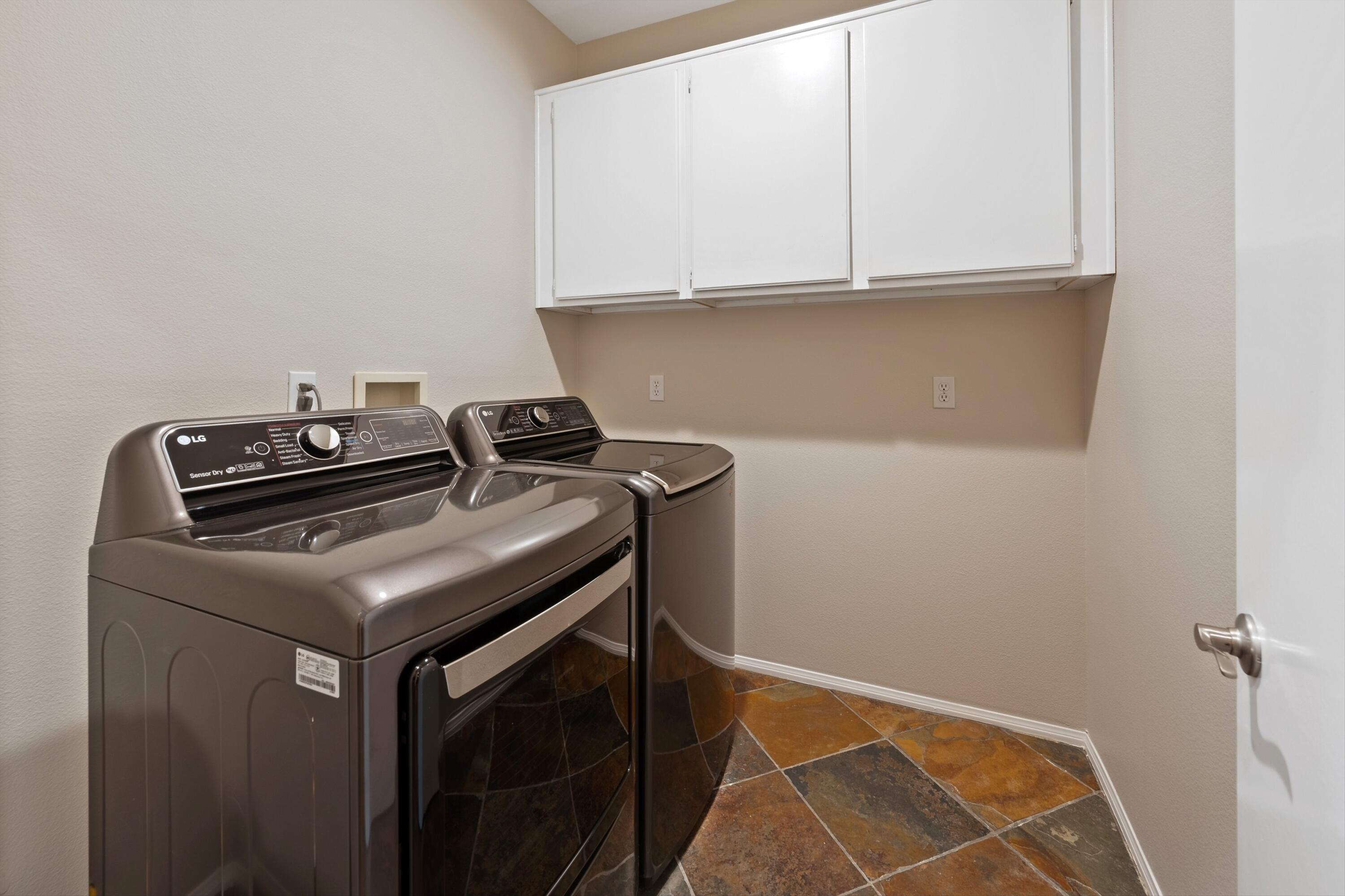 49335 Douglas Street Indio, CA 92201 - Photo 31 of 31 a utility room with dryer and washer