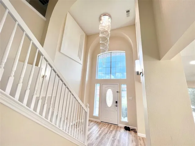 a view of a windows in a room