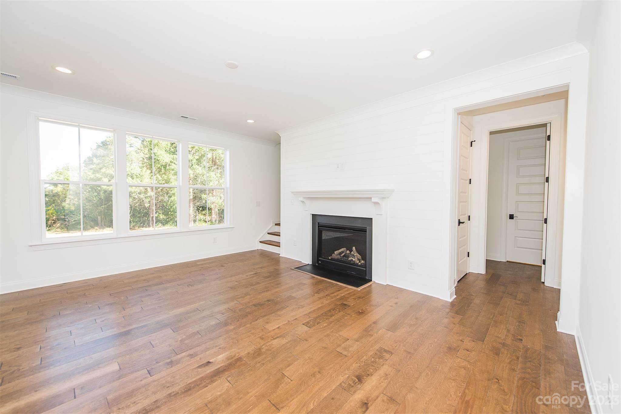 15101 June Washam Road Davidson, NC 28036 - Photo 15 of 34 Gallery Image 15