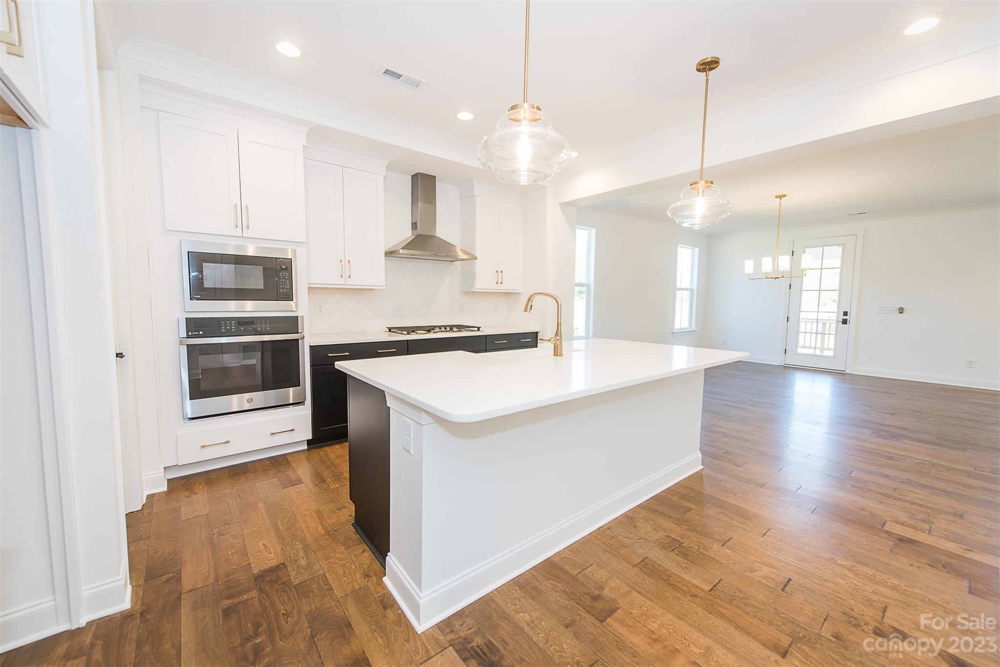 15101 June Washam Road Davidson, NC 28036 - Photo 7 of 34 Gallery Image 7