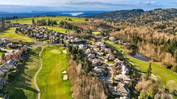 $3,850,000 | 15546 Southeast 79th Place, Newcastle, WA 98059
