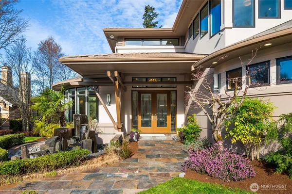 $3,850,000 | 15546 Southeast 79th Place, Newcastle, WA 98059