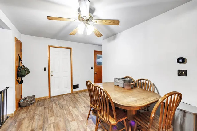 $265,000 | 909 Lawton Terrace, Manitowoc, WI 54220