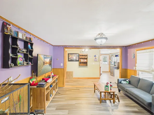 $380,000 | 657 Highway 12, Fitzwilliam, NH 03447