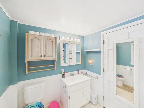 $366,000 | 657 Highway 12, Fitzwilliam, NH 03447