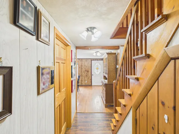 $366,000 | 657 Highway 12, Fitzwilliam, NH 03447