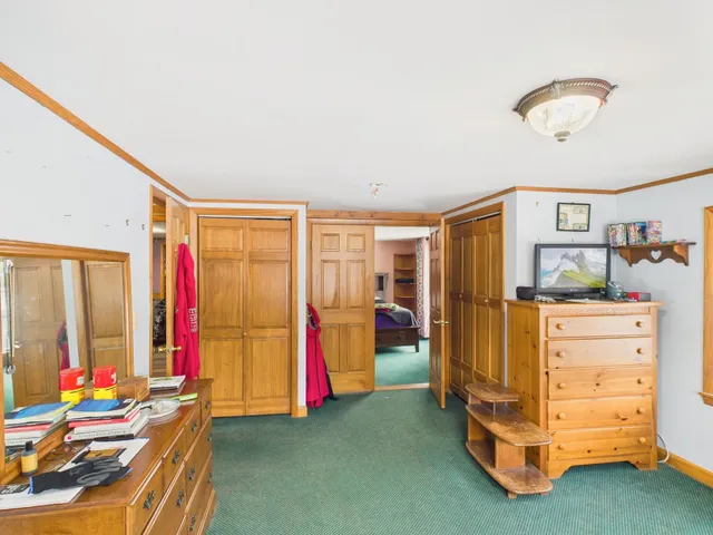 $380,000 | 657 Highway 12, Fitzwilliam, NH 03447