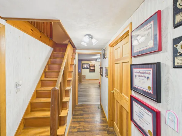 $366,000 | 657 Highway 12, Fitzwilliam, NH 03447