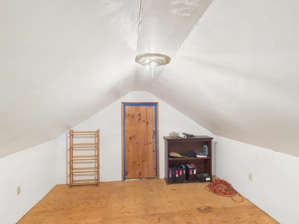 $366,000 | 657 Highway 12, Fitzwilliam, NH 03447