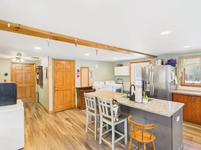 $380,000 | 657 Highway 12, Fitzwilliam, NH 03447