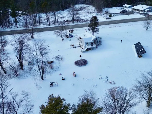 $366,000 | 657 Highway 12, Fitzwilliam, NH 03447