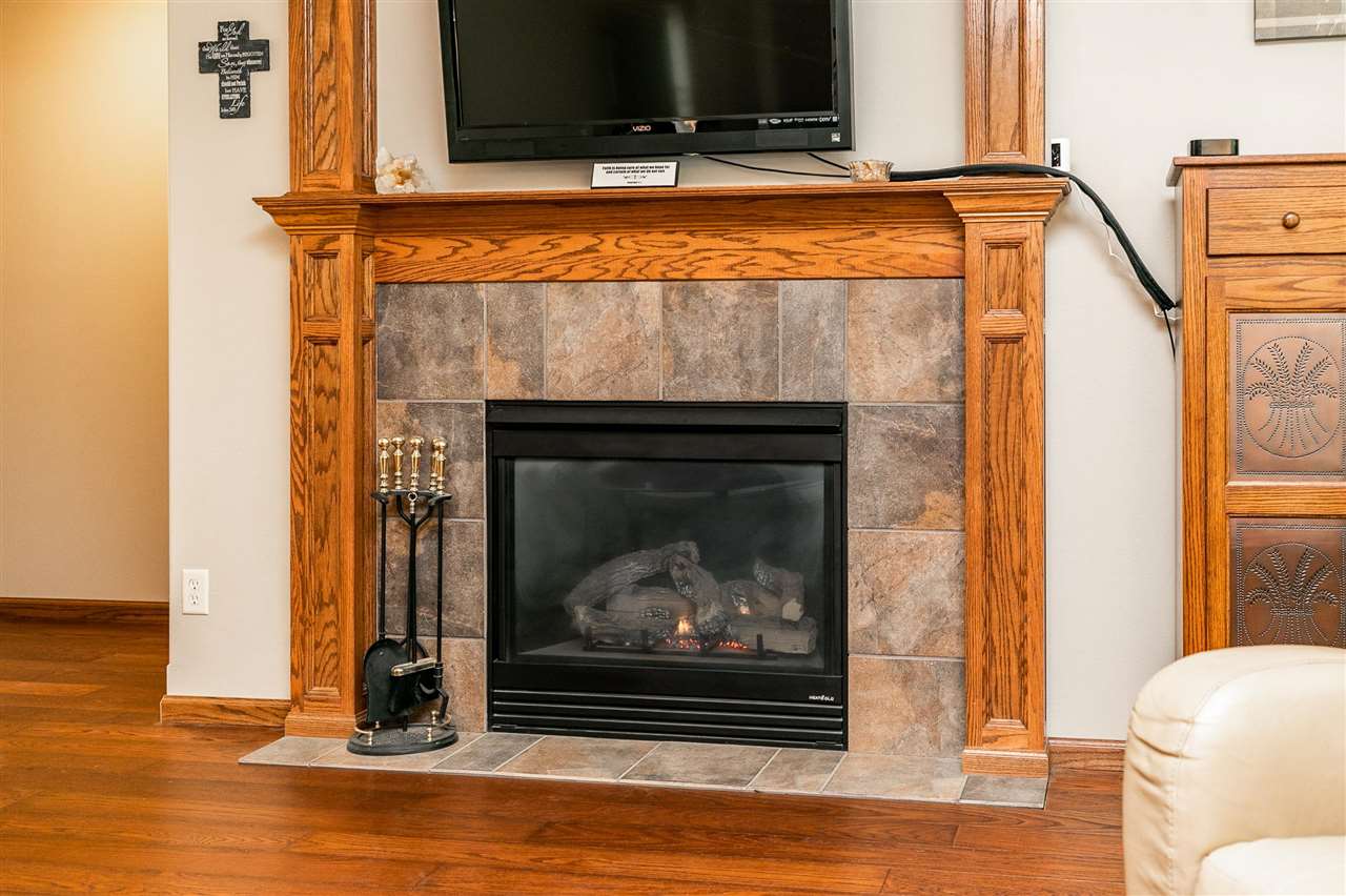 1413 Willow Brook Lane Riverside, IA 52327 - Photo 7 of 50 Gallery Image 7