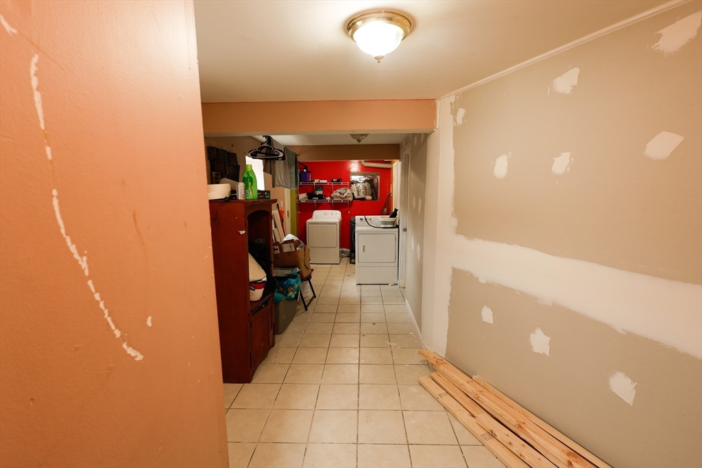 2 Horne Street Methuen, MA 01844 - Photo 7 of 11